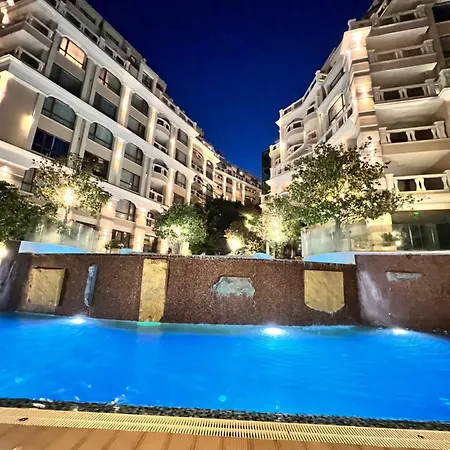 Golden Sands La Warna